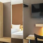 Hotel Frohnhauser Hof 2*