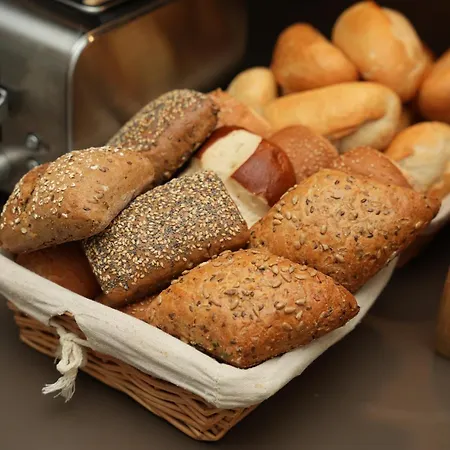 佛恩豪塞霍夫酒店 2* 埃森