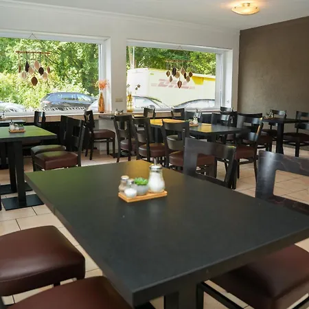 Hotell Frohnhauser Hof 2*