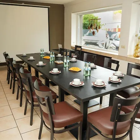 佛恩豪塞霍夫酒店 酒店