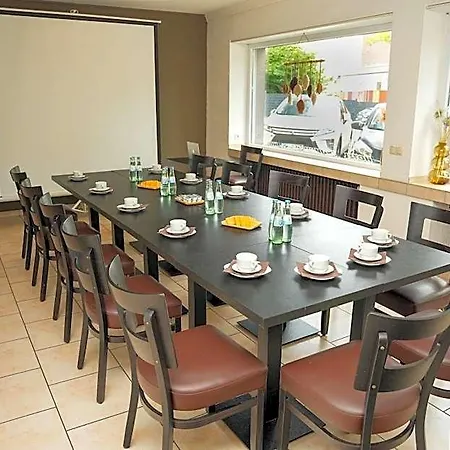 Hotel Frohnhauser Hof 3*